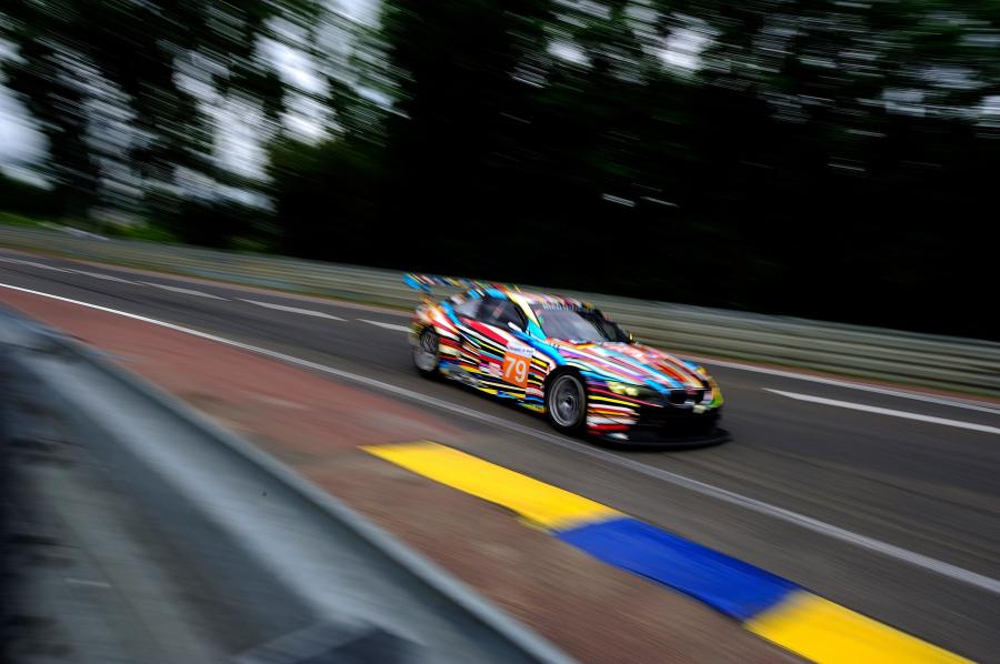  BMW M3 GT2 Art Car by Jeff Koons 2010 года  (фото 8 из 53)